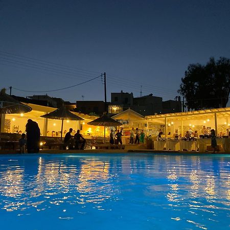Aeolos Bay Тинос Екстериор снимка